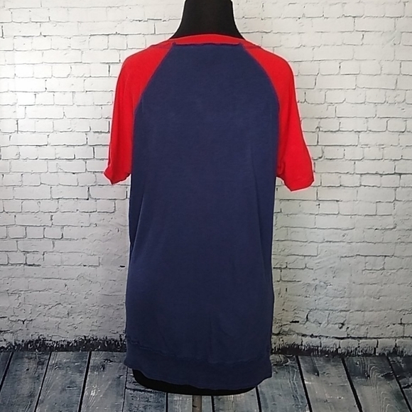 Minnesota Twins Ladies Medium V Neck Short Sleeve T Shirt Blue Red Baseball TC - Picture 4 of 10